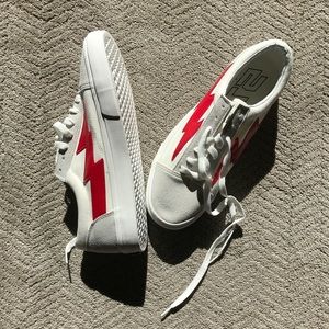 revenge lightning shoes